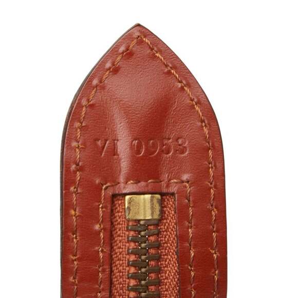 LOUIS VUITTON Brown Leather Shoulder Bag